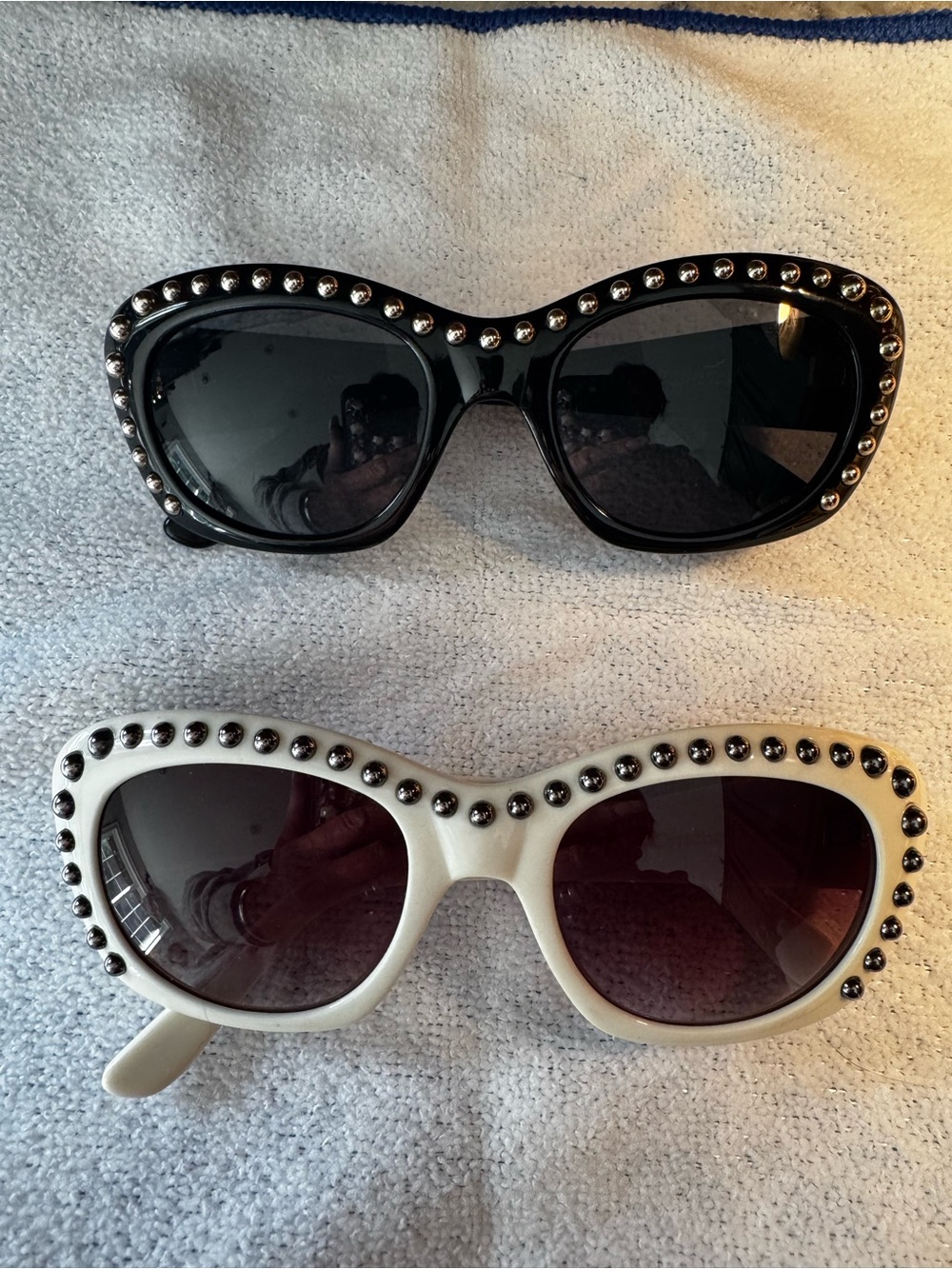 Betsey Johnson BJ126 Raven Black & White Studded Sunglasses Y2K Set